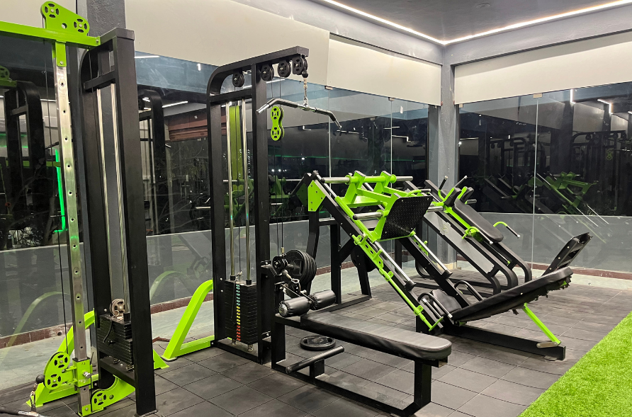 Gym's POV at Zoro Fitness