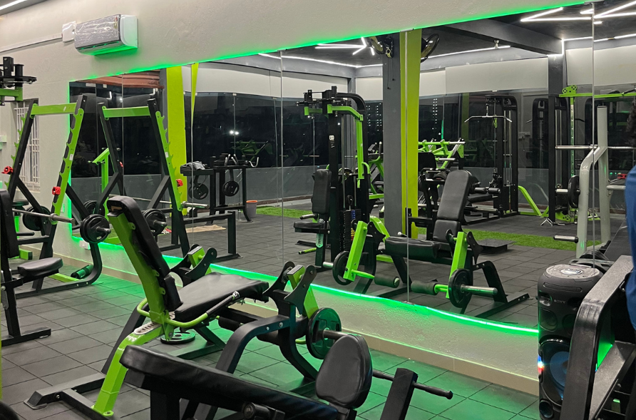 Gym's POV at Zoro Fitness